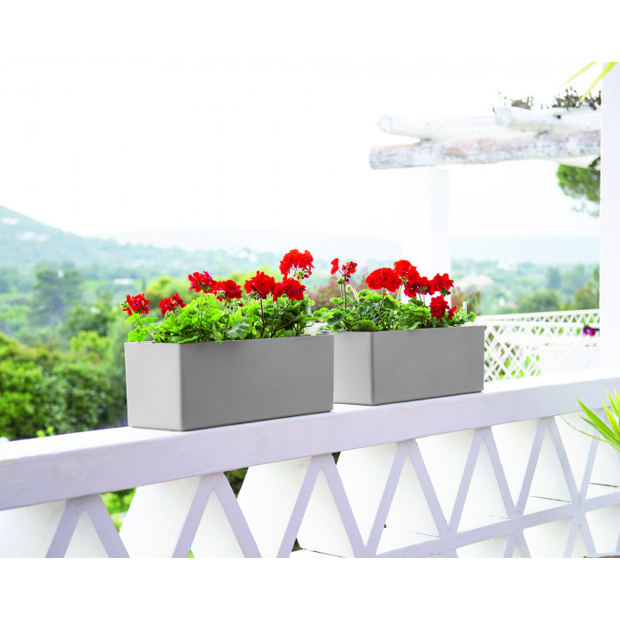 plastic-pot-recyclable-plantbox-self-watering-grey_744423723